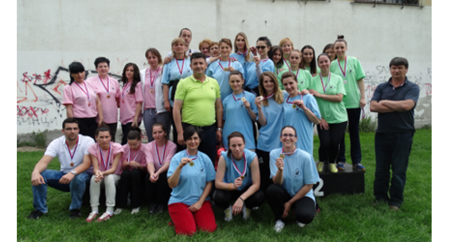 Pećinačke osnovke pobednice odbojkaškog turnira